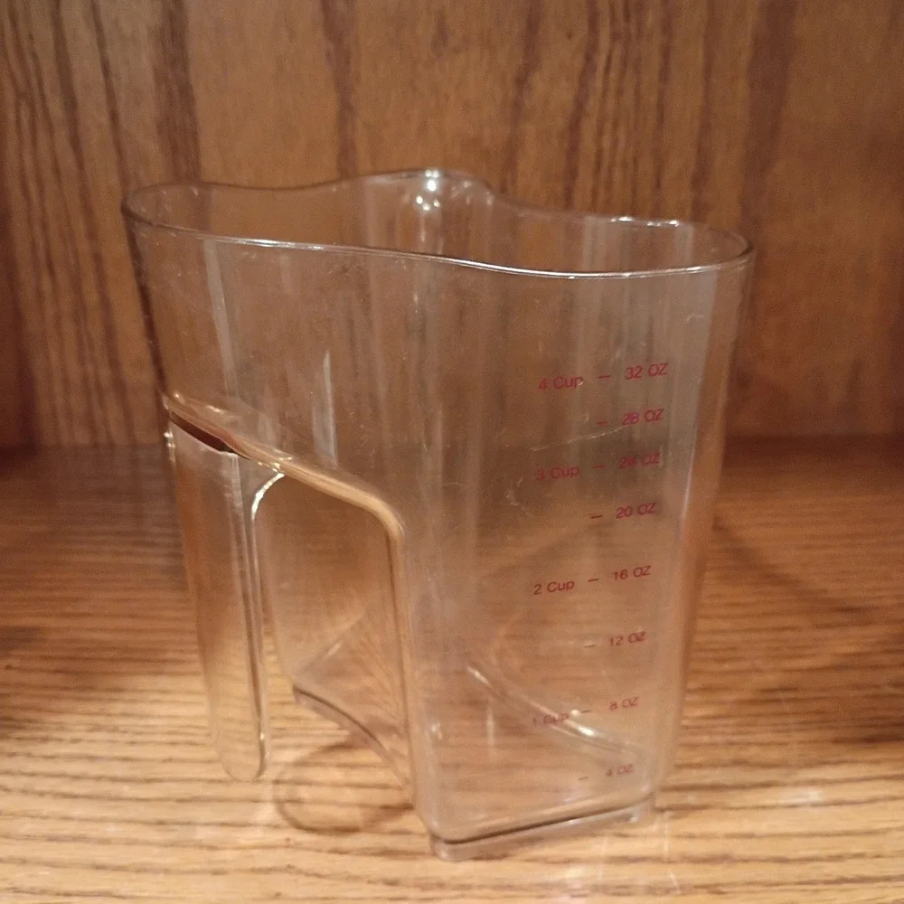 Hurom Slow Juicer HU-100 JUICE CONTAINER PITCHER 4 Cup 32 Oz - Replacement Part